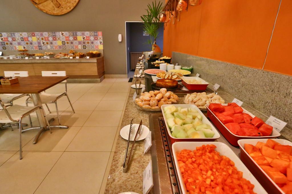 Hotel Go Inn Estacao Goiania Bagian luar foto
